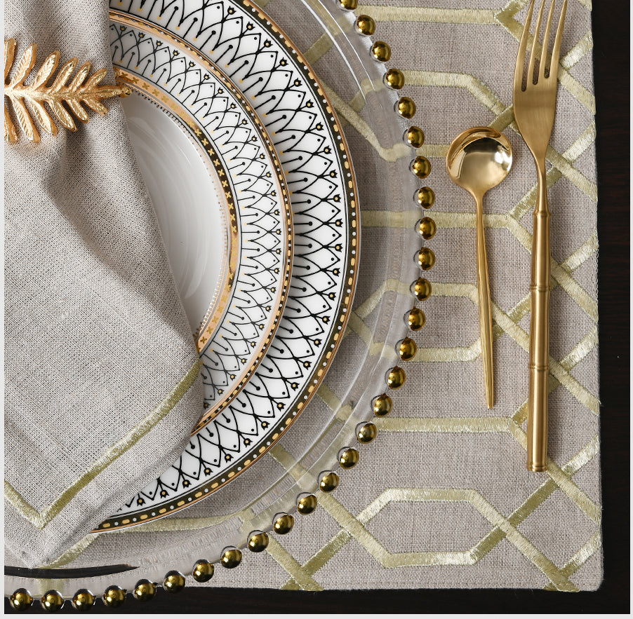 How to Style a Formal Dining Table That Feels Effortless