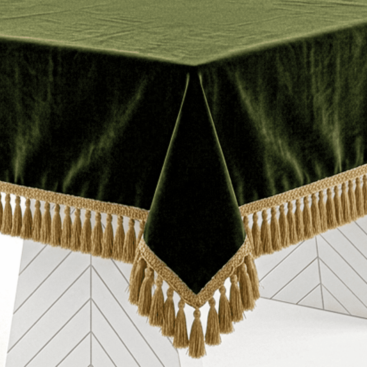 Green Empress Table Cover, full table