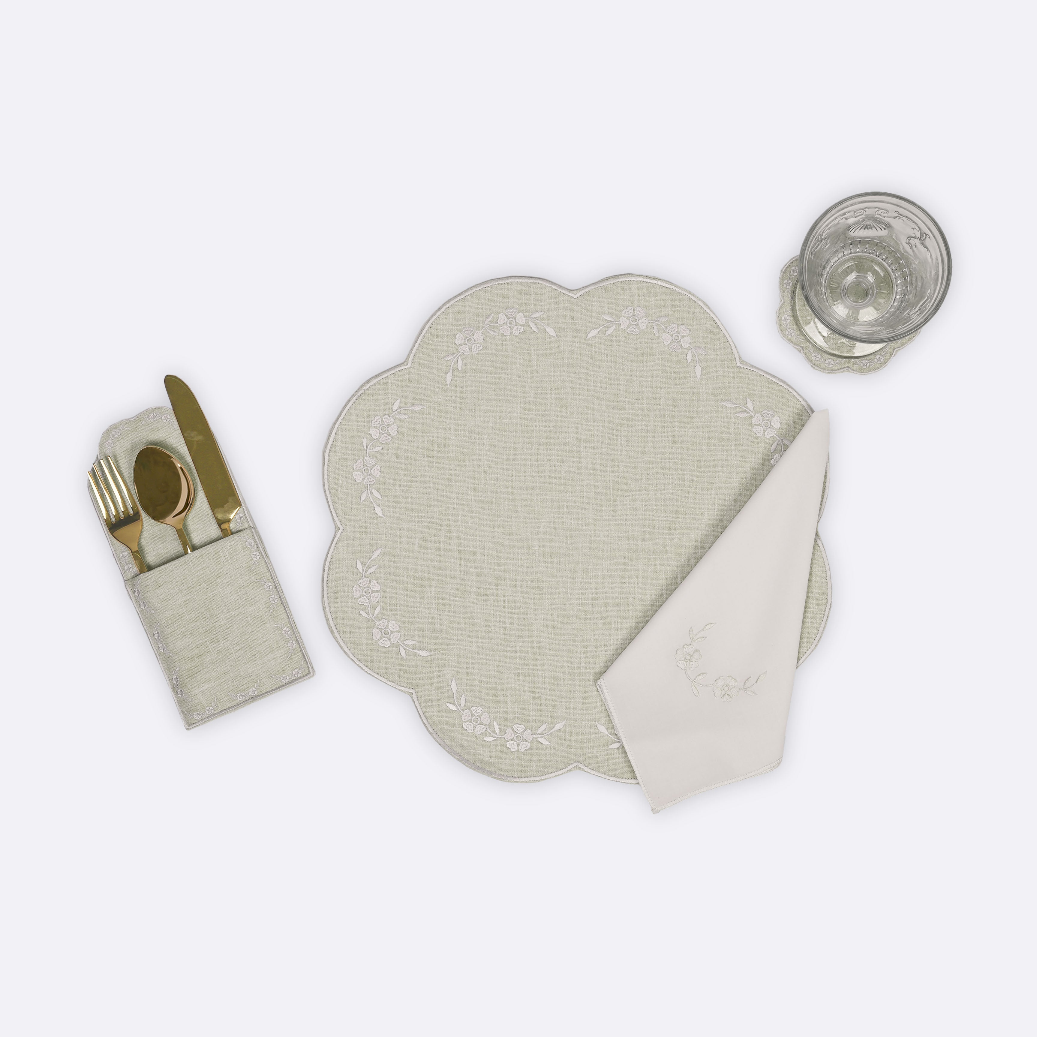 Napkins & Napkin Rings in Green- Cotton Blend, Default Title