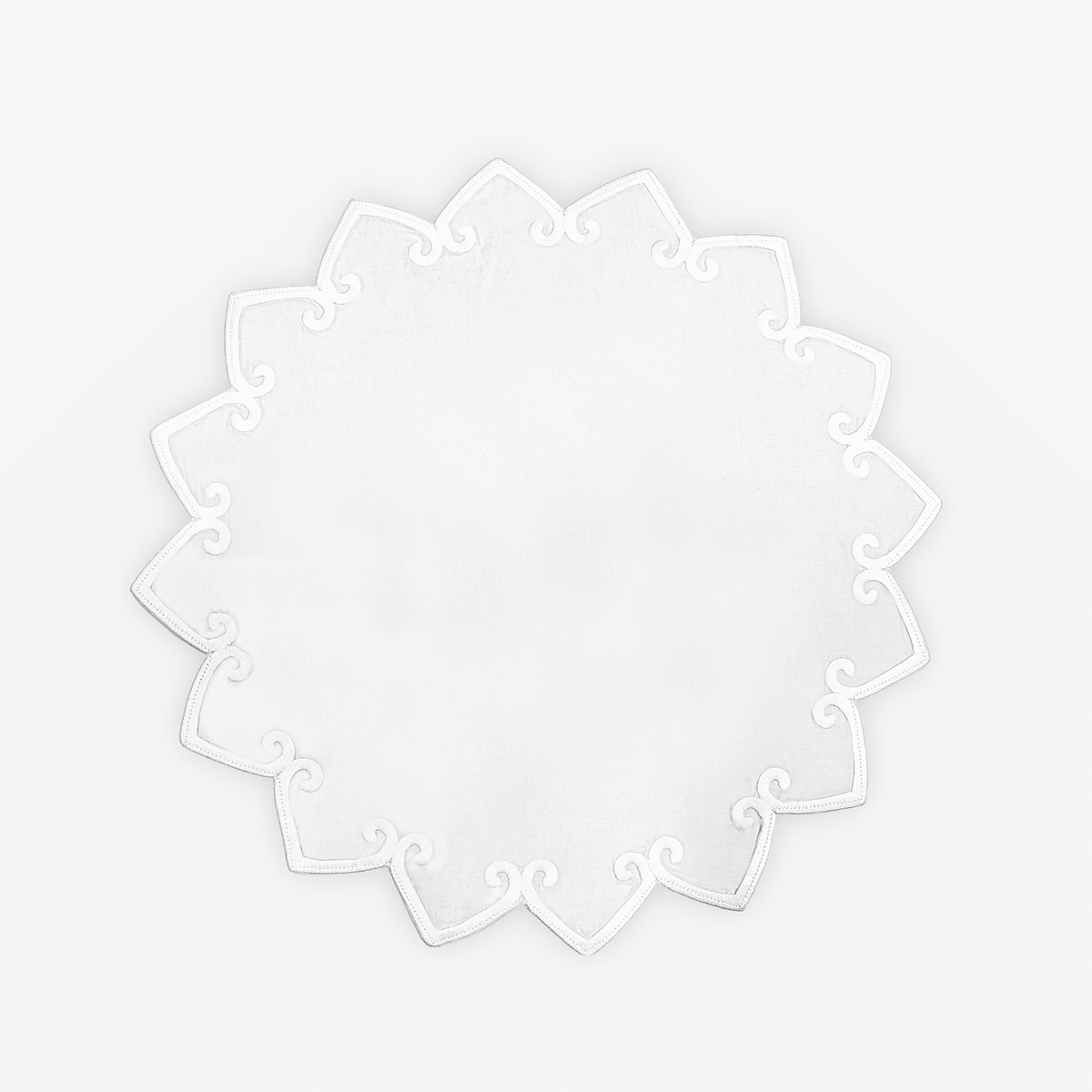 Ivory Soft Petal Edge Placemat, Set of 4