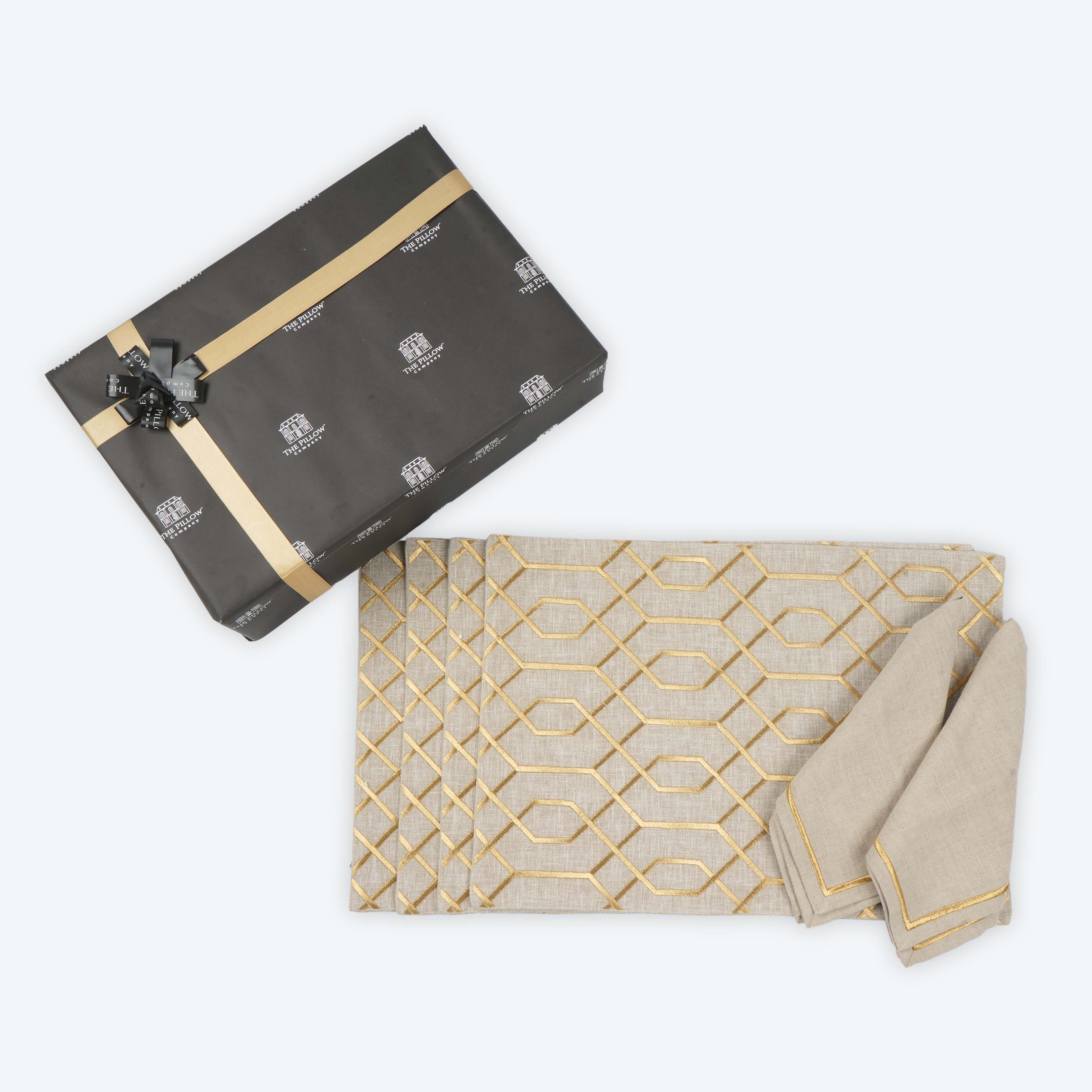 Napkins & Napkin Rings in Gold- Alloy, Standard Size