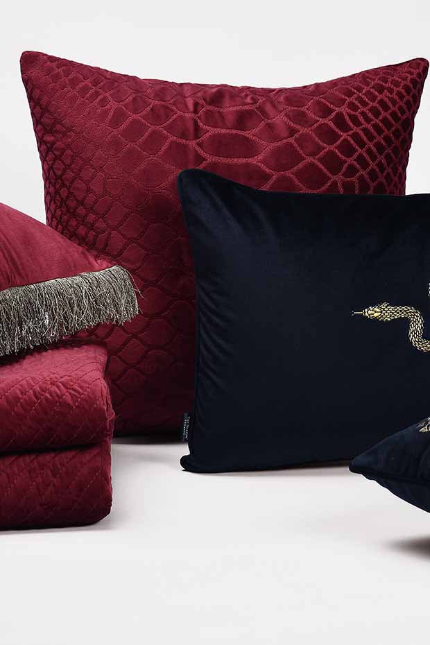 Crocodile Skin Velvet Cushion Cover , Red