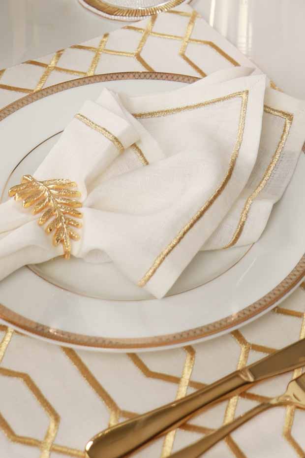 Opulia White & Gold Linen Napkin, Set Of 4